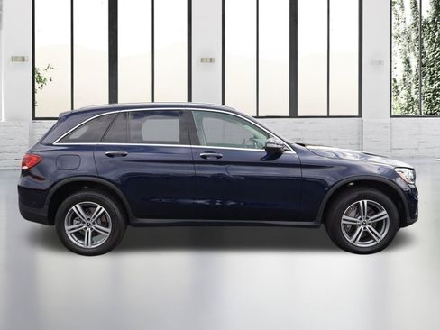 Used 2022 Mercedes-Benz GLC 300 image 6