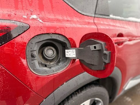 Used 2022 Nissan Rogue SL w/ SL Premium Package image 28