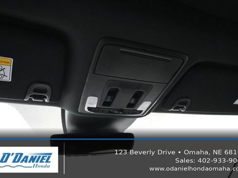 Used 2025 Honda Pilot TrailSport image 30