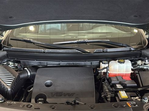 Used 2023 Buick Enclave Essence w/ Sound and Sites Package image 11