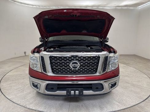 Used 2017 Nissan Titan SV RWD image 13