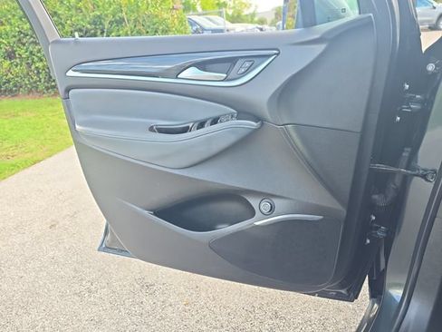 Certified 2020 Buick Enclave Essence FWD image 20