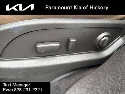 Used 2015 GMC Acadia SLT w/ Technology Package image 19