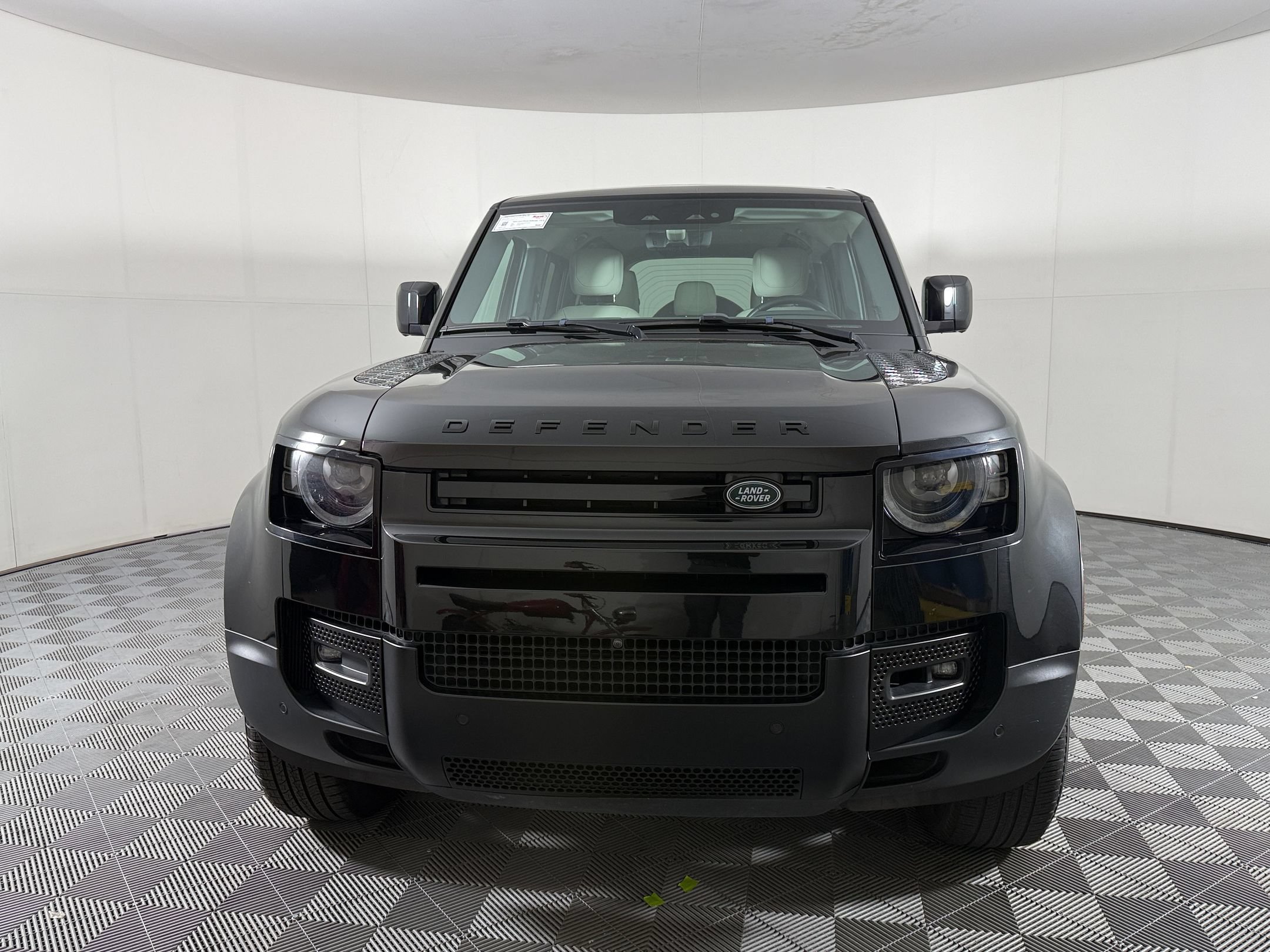 Used 2024 Land Rover Defender 110 S AWD/4WD image 6