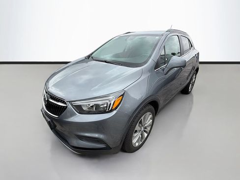 Used 2020 Buick Encore Preferred FWD image 5