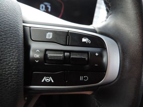 Used 2025 Kia Sportage EX image 28