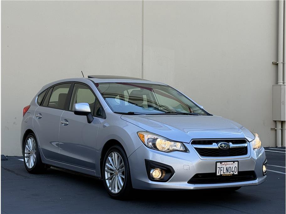 Used 2014 Subaru Impreza 2.0i Limited AWD/4WD image 3