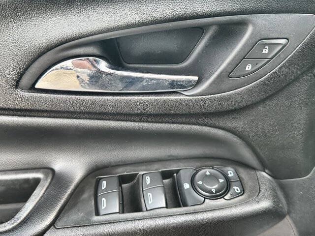 Used 2020 Chevrolet Equinox LT AWD/4WD image 22