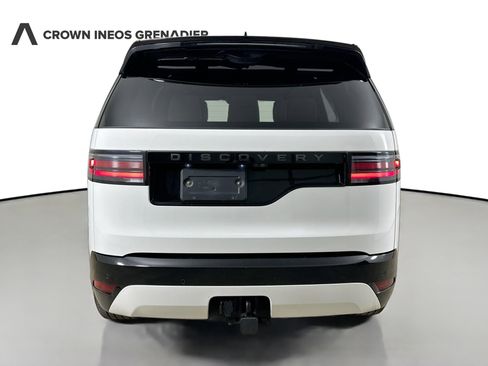 Used 2024 Land Rover Discovery Dynamic SE AWD/4WD image 6