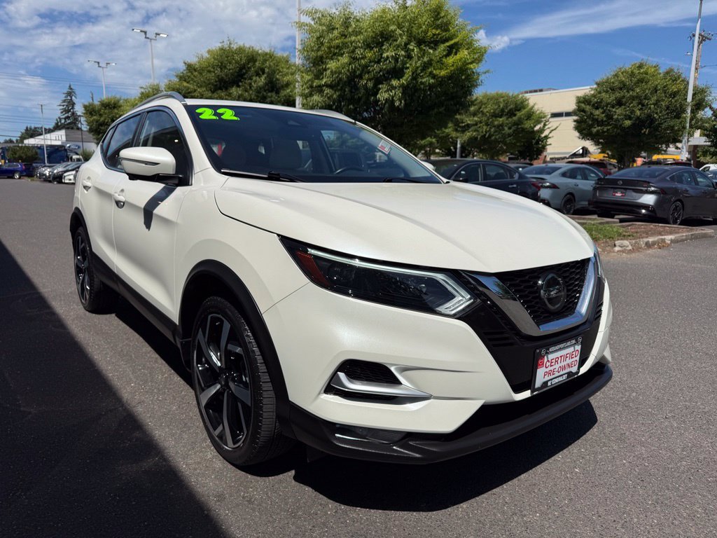Certified 2022 Nissan Rogue Sport SL w/ Premium Package AWD/4WD image 6