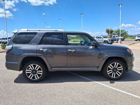 Used 2023 Toyota 4Runner Limited AWD/4WD image 7