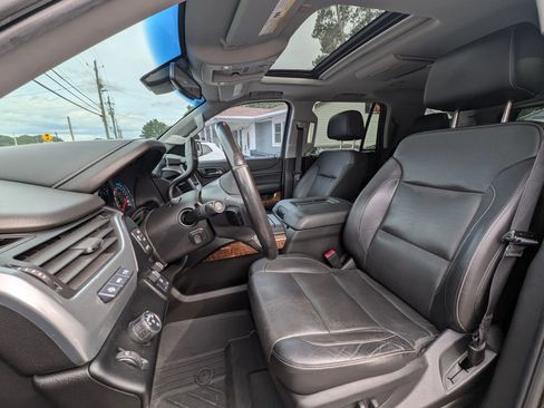 Used 2018 Chevrolet Tahoe Premier RWD image 26