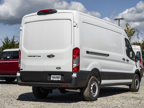 New 2026 Ford Transit 250 148 Medium Roof w/ Load Area Protection Package image 4
