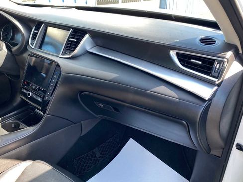 Used 2021 INFINITI QX50 Sensory w/ Cargo Package image 29