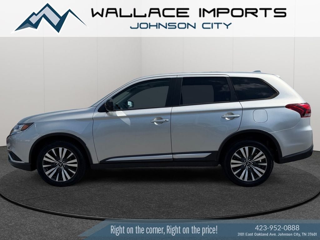 Used 2020 Mitsubishi Outlander ES AWD/4WD image 1