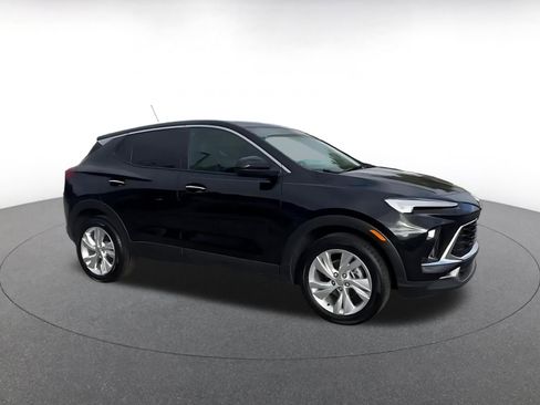 Used 2025 Buick Encore GX Preferred image 2