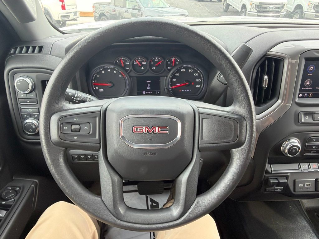 Used 2022 GMC Sierra 2500 Pro w/ Convenience Package AWD/4WD image 11
