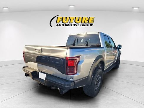 Used 2019 Ford F150 Raptor w/ Equipment Group 802A Luxury AWD/4WD image 3