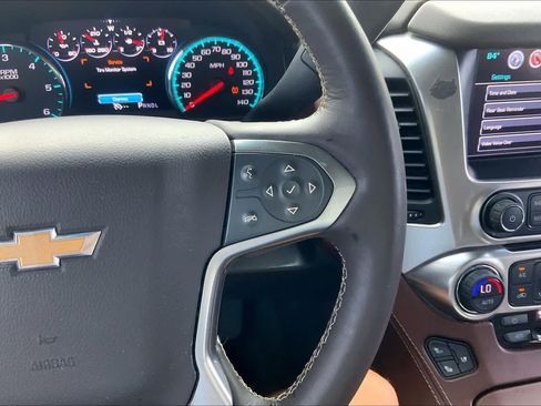 Used 2017 Chevrolet Suburban Premier RWD image 25