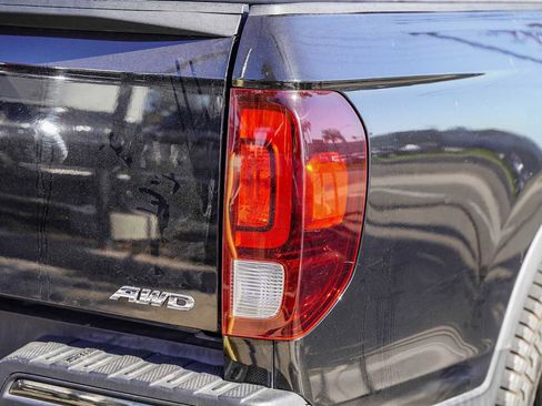 Used 2017 Honda Ridgeline Black Edition image 16