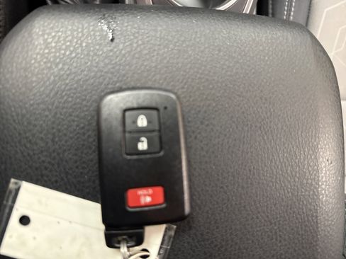 Used 2023 Toyota Tacoma TRD Sport image 42