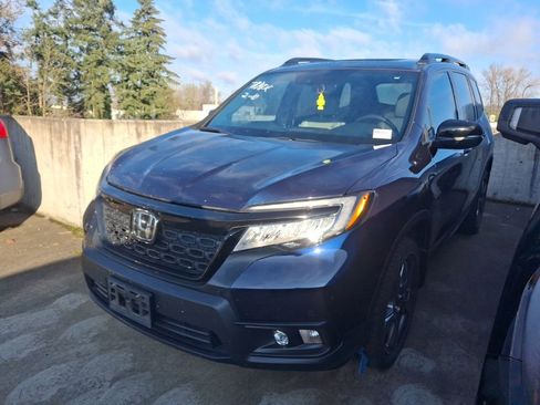 Used 2021 Honda Passport Touring image 1