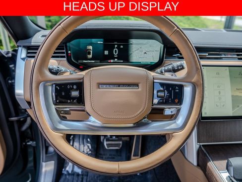 Used 2025 Land Rover Range Rover Long Wheelbase SE AWD/4WD image 5