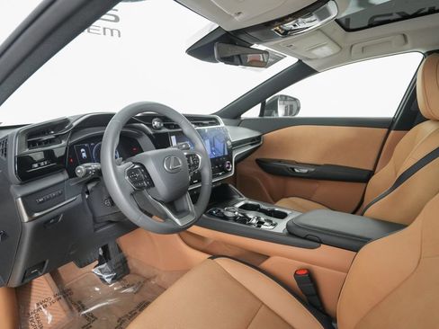 Certified 2025 Lexus RZ 300e w/ Accessory Package (2T) FWD image 10