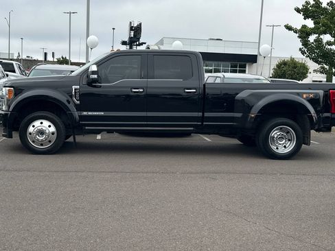 Used 2019 Ford F450 Platinum w/ Platinum Ultimate Package AWD/4WD image 7