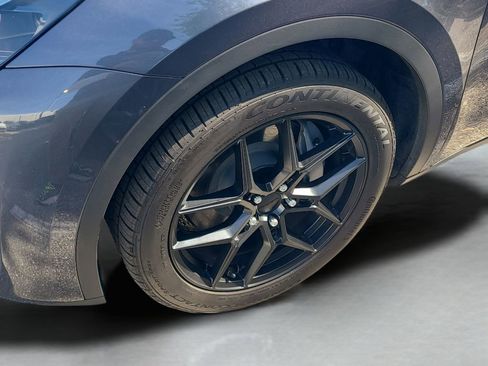 Used 2023 Tesla Model Y Long Range AWD/4WD image 34