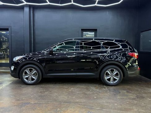 Used 2016 Hyundai Santa Fe SE AWD/4WD image 3