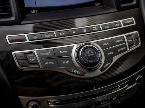 Used 2019 INFINITI QX60 Luxe w/ Essential Package image 39