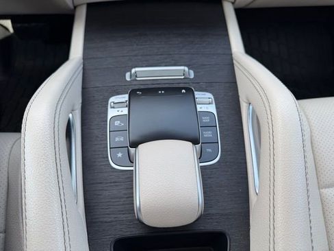 Used 2020 Mercedes-Benz GLE 350 4MATIC image 24