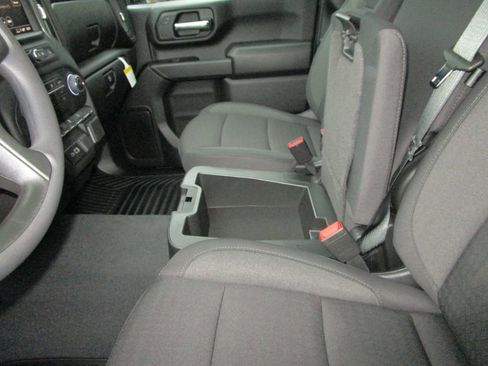 New 2026 Chevrolet Silverado 2500 Custom w/ Custom Value Package image 36