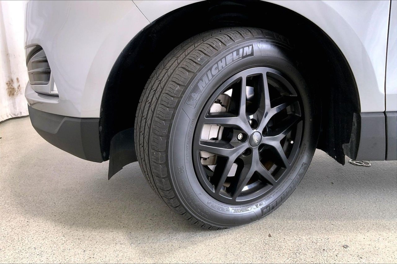 Used 2023 Ford Edge SEL w/ Convenience Package AWD/4WD image 20