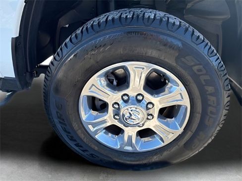Used 2024 RAM 2500 Big Horn image 28