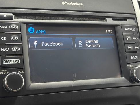 Used 2018 Nissan Frontier PRO-4X AWD/4WD image 33