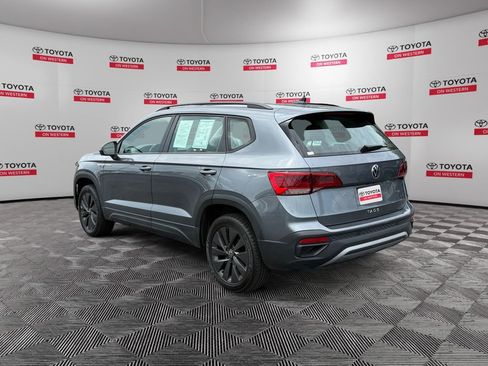 Used 2024 Volkswagen Taos S FWD image 5