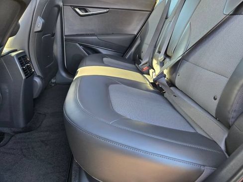 Used 2023 Kia Niro Wind w/ Wind Preserve Package FWD image 11