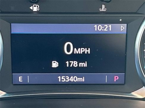 Used 2024 Chevrolet Traverse LT image 34