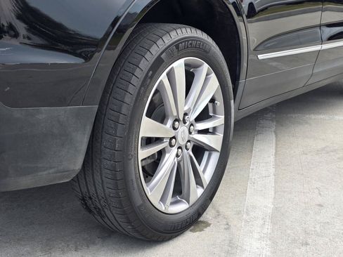 Certified 2024 Cadillac XT5 Premium Luxury FWD image 12