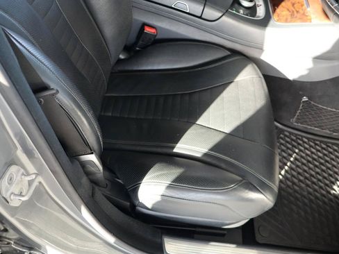 Used 2015 Mercedes-Benz S 550 4MATIC Sedan image 43