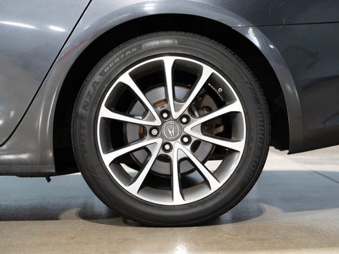 Used 2015 Acura TLX V6 SH-AWD w/ Technology Pkg image 13