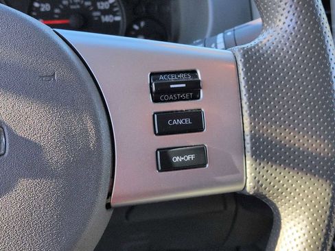 Used 2021 Nissan Frontier SV w/ Midnight Edition Floor Mats image 25