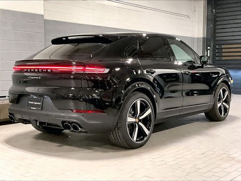 New 2026 Porsche Cayenne S image 24