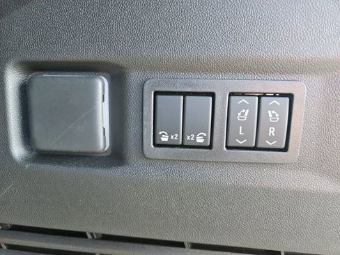 New 2026 GMC Yukon Denali w/ Denali Reserve Package image 20