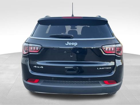 Used 2023 Jeep Compass Limited image 5