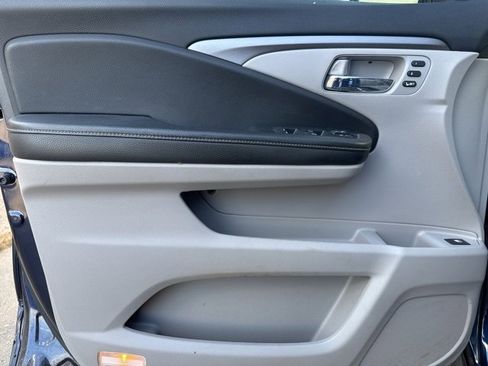 Used 2021 Honda Ridgeline RTL-E image 12