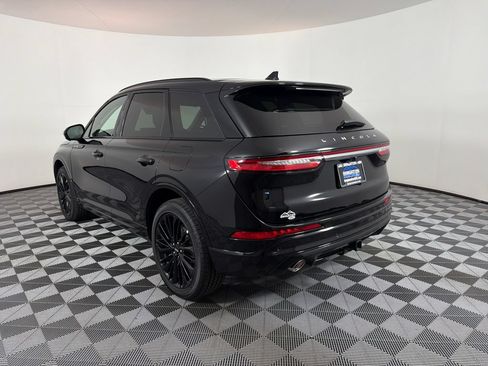 Used 2025 Lincoln Corsair Reserve w/ Equipment Group 202A AWD/4WD image 5
