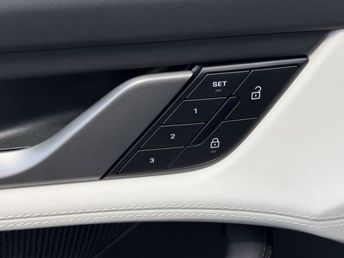 New 2026 Porsche Taycan AWD/4WD image 22